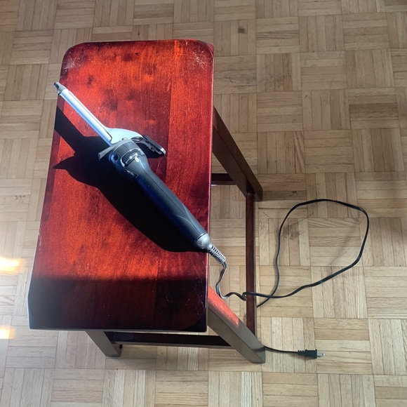 1/2 inch Curling Iron (Revlon) - Picture 7 of 7